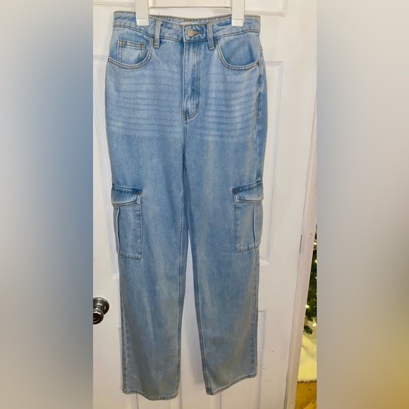 PacSun 90’s Boyfriend Cargo Jeans. Size 26. Never worn. - Picture 2 of 4